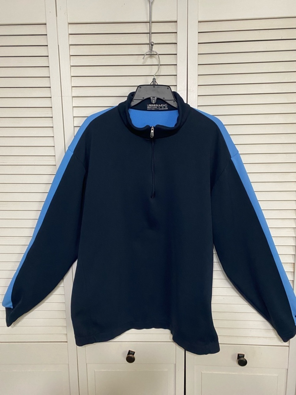 Nike Golf Nike Fit Therma Pullover Black and Light Blue Size XL